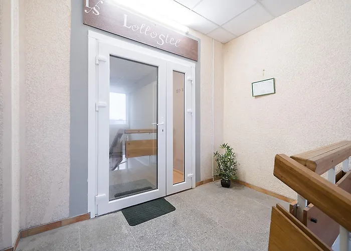 Lollo Graiciuno - Lollo Hostel