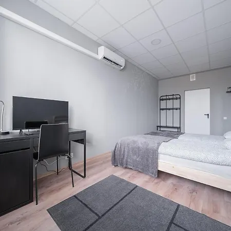 Lollo Graiciuno - Lollo Luxury Hostel